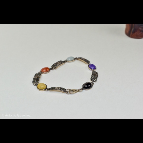 We are selling a three-piece set - Picture 6 of 6